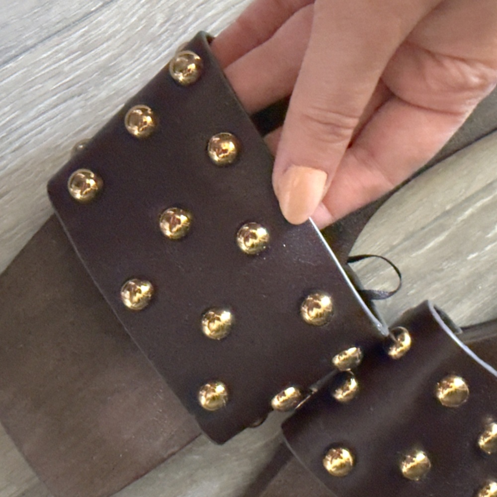 Sandals - Picture 2 of 2